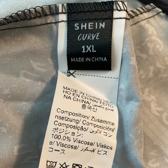 SHEIN Wrap style bohemian dress size 1X - Picture 3 of 4